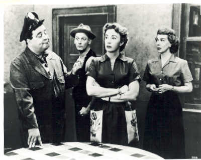 Jackie Gleason, Art Carney, Audrey Meadows, Joyce Randolph in The Honeymooners 